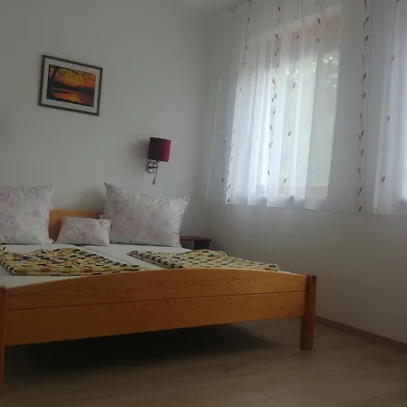 Vitorlas Foeldszint Apartment *