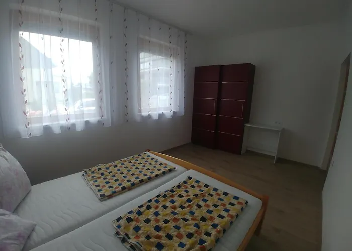 Vitorlas Foeldszint * Balatonlelle