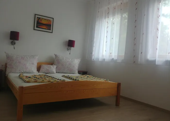 Vitorlas Foeldszint Appartement *